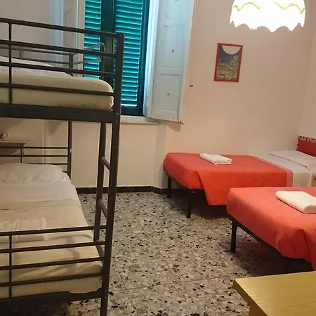 피사 롯지 B&B 호스텔 게스트하우스 *