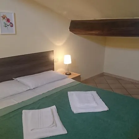 Pisa Lodge B&B Hostel