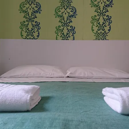 Pisa Lodge B&B Hostel