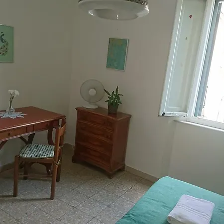 Guest house Pisa Lodge B&B Hostel *